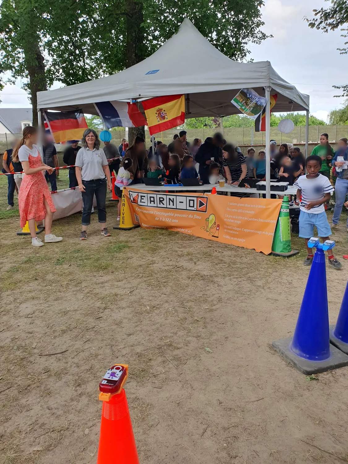 Stand LEARN-O à la kermesse d'une école de Joué-lès-Tours
